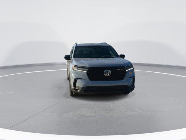 new 2025 Honda Pilot car, priced at $52,026