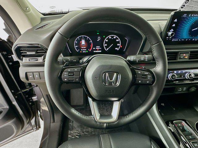 new 2025 Honda Pilot car, priced at $46,478