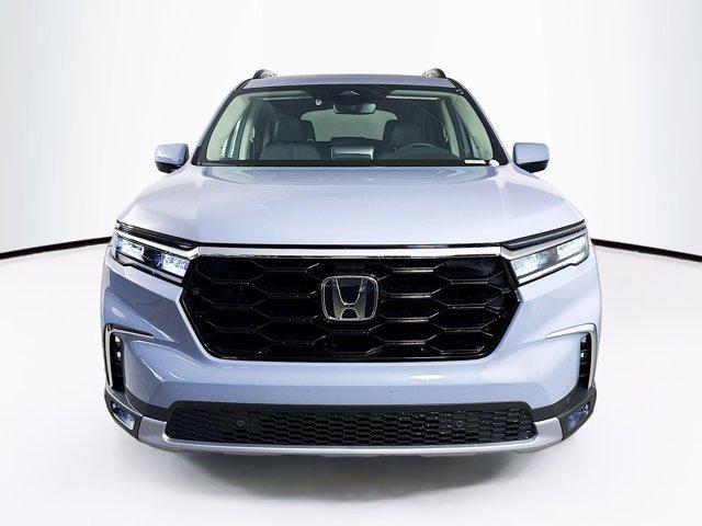 new 2025 Honda Pilot car, priced at $46,642