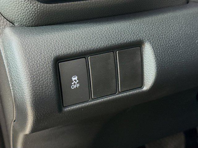 used 2025 Honda Pilot car, priced at $38,198