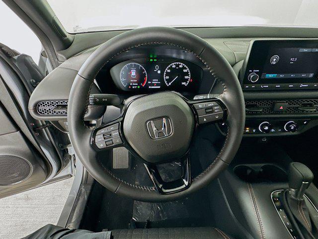 new 2025 Honda HR-V car, priced at $28,189