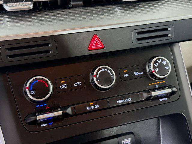 used 2024 Kia Carnival car, priced at $31,477