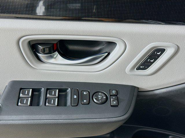 new 2025 Honda Pilot car, priced at $51,136