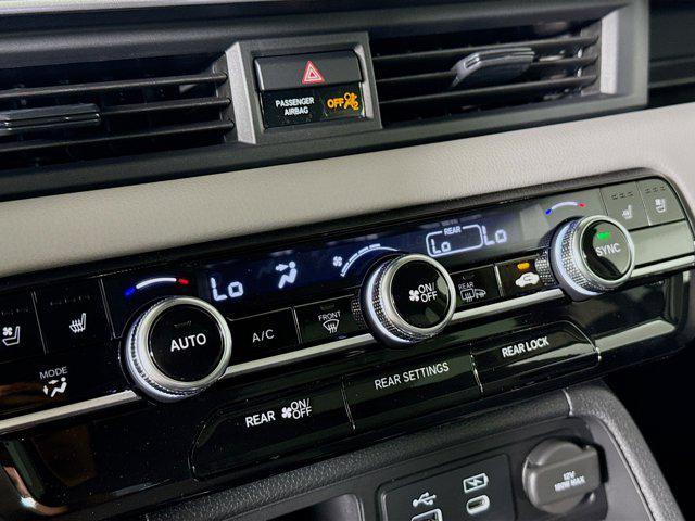 new 2025 Honda Pilot car, priced at $51,136