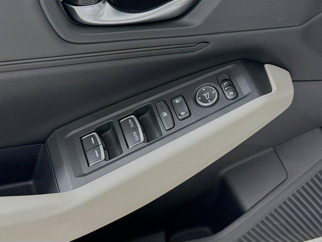 new 2025 Honda Accord car, priced at $31,915