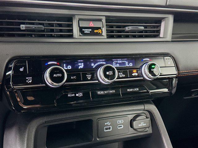 new 2025 Honda Pilot car, priced at $48,803