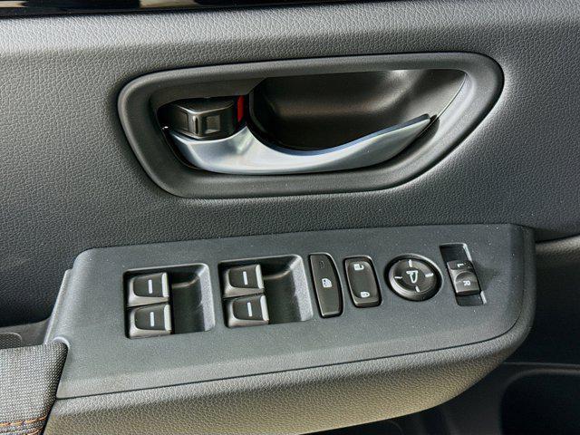 new 2025 Honda Pilot car, priced at $40,094