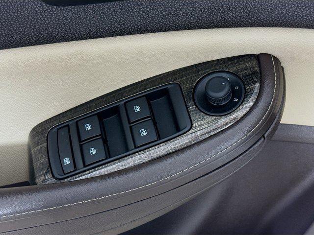 used 2016 Chevrolet Malibu Limited car, priced at $12,050