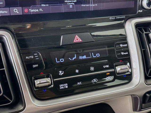 used 2022 Kia Sorento Hybrid car, priced at $24,714