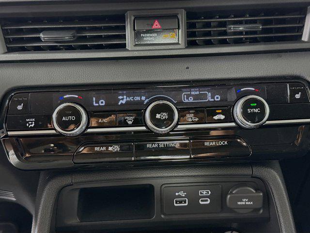 new 2025 Honda Pilot car, priced at $47,704