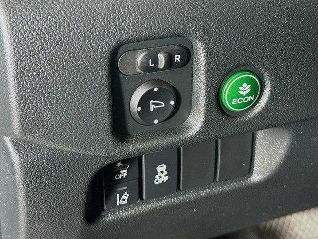used 2022 Honda Pilot car, priced at $26,095