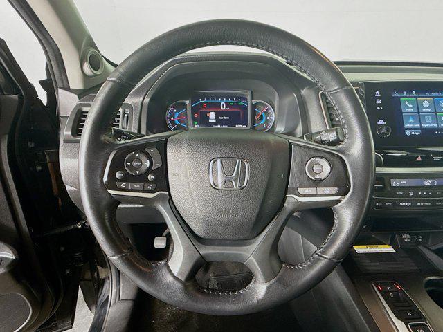 used 2022 Honda Pilot car, priced at $26,095