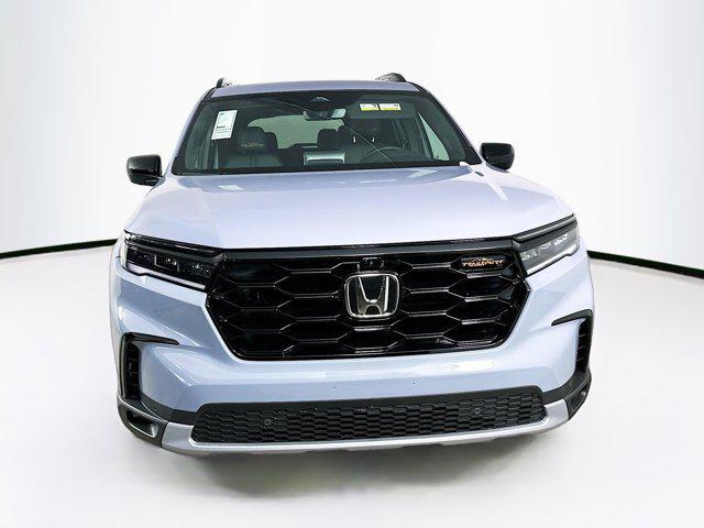 new 2025 Honda Pilot car, priced at $48,224