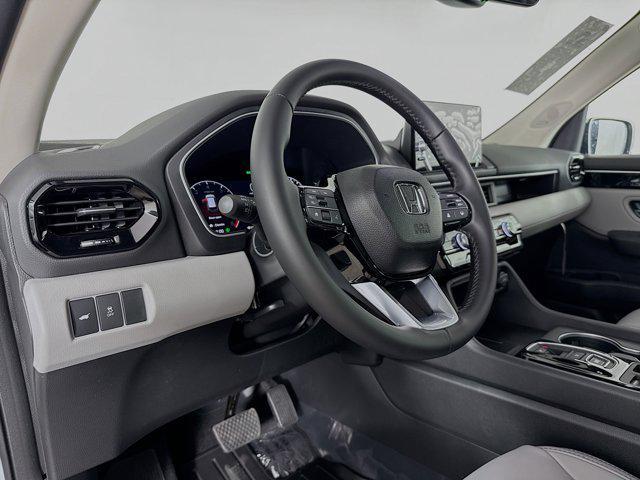 new 2025 Honda Pilot car, priced at $50,583