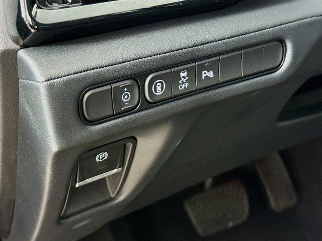 used 2022 Acura MDX car, priced at $36,277