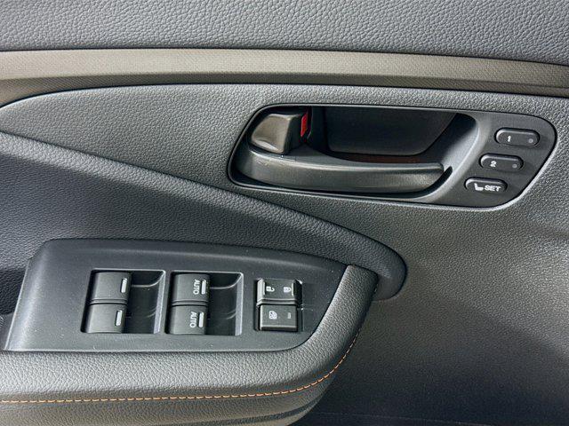 new 2025 Honda Passport car, priced at $48,229