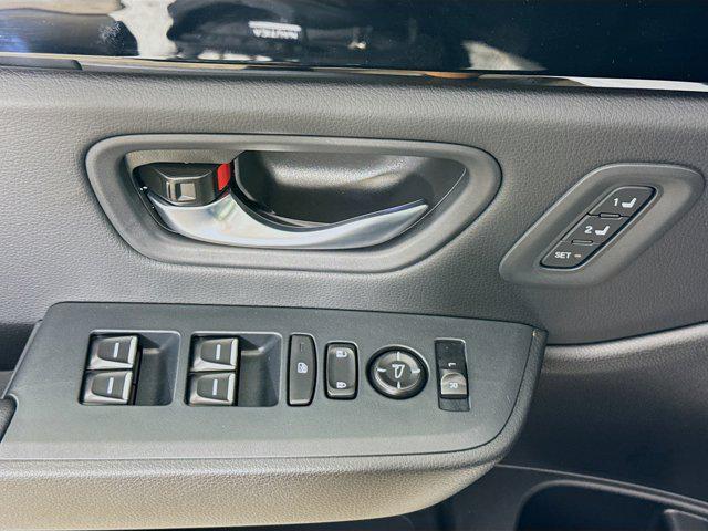 new 2025 Honda Pilot car, priced at $49,510