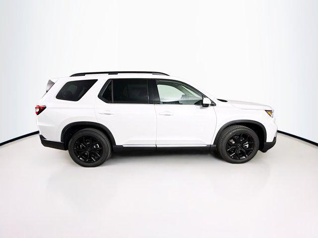 new 2025 Honda Pilot car, priced at $49,510
