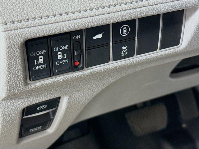 used 2021 Honda Odyssey car, priced at $26,177