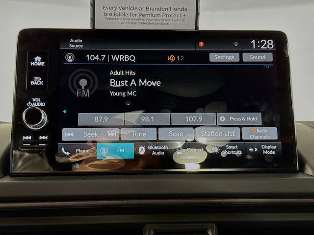new 2025 Honda Pilot car, priced at $48,136