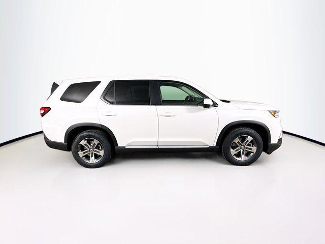 new 2025 Honda Pilot car, priced at $42,987