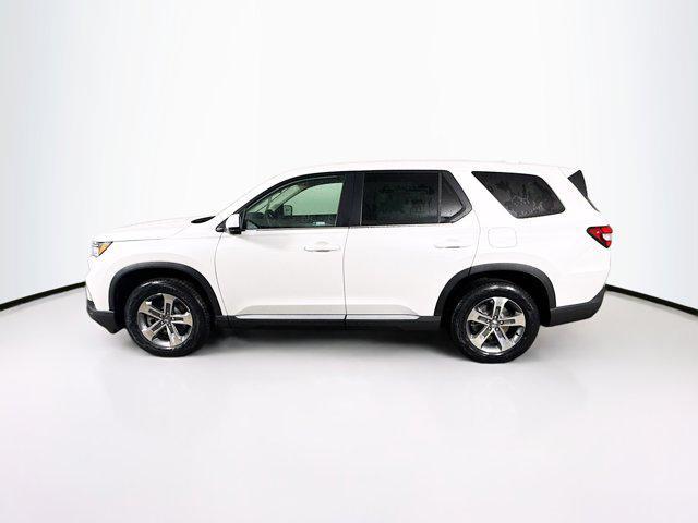 new 2025 Honda Pilot car, priced at $42,987