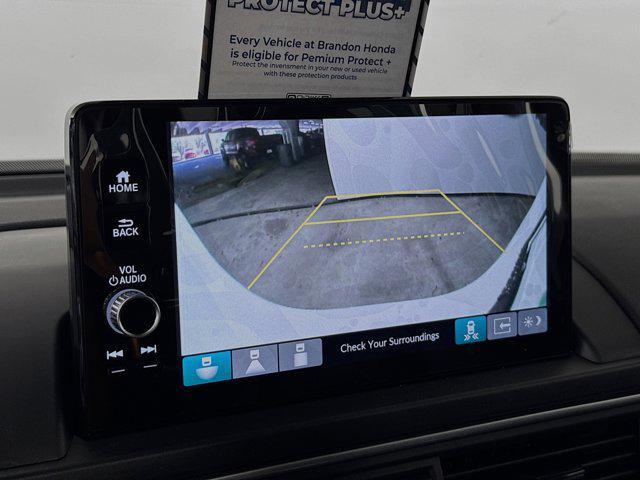 new 2025 Honda Pilot car, priced at $48,002