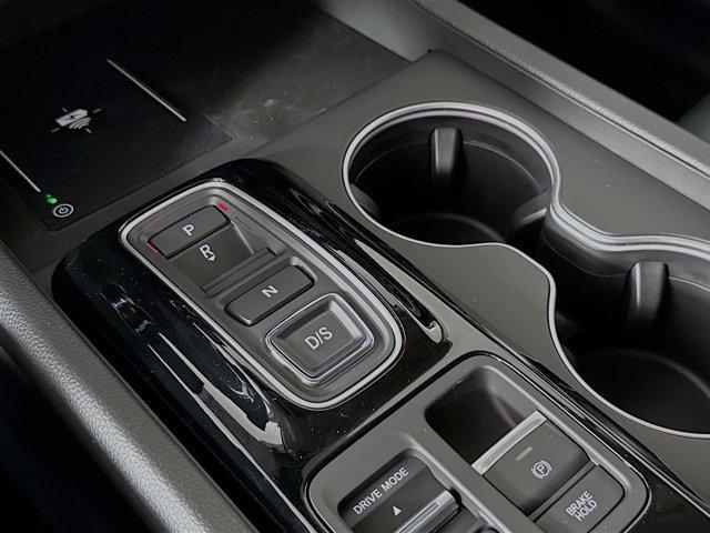 new 2025 Honda Pilot car, priced at $48,002