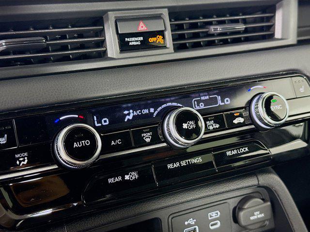 new 2025 Honda Pilot car, priced at $48,843