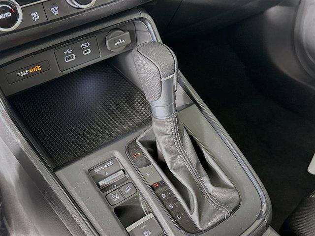 new 2025 Honda CR-V car, priced at $32,956