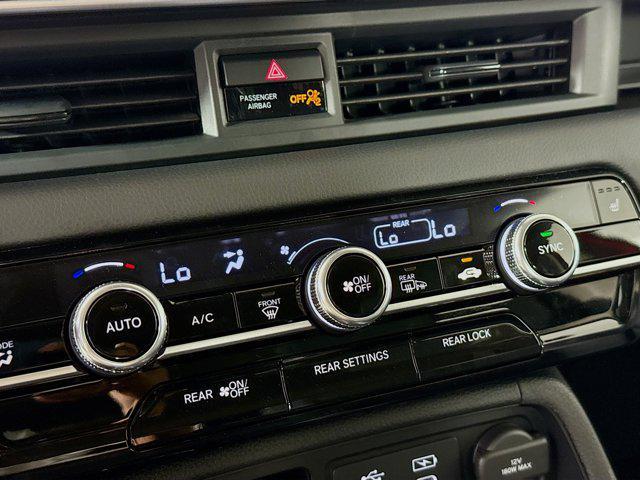 new 2025 Honda Pilot car, priced at $42,987