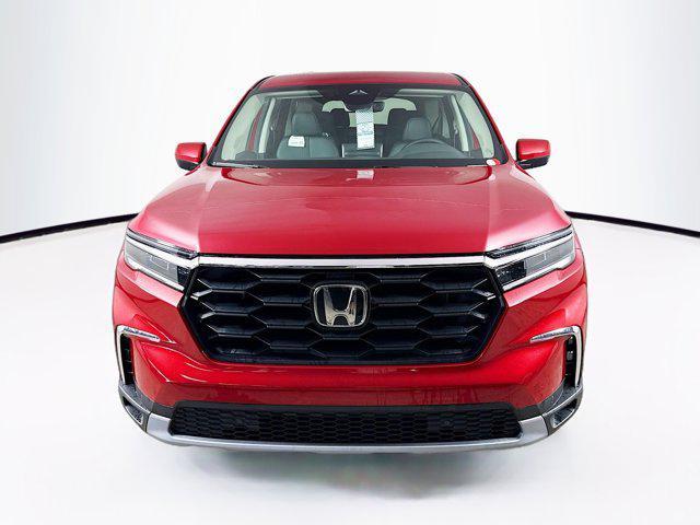 new 2025 Honda Pilot car, priced at $42,987