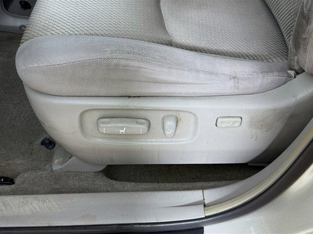 used 2005 Toyota Highlander car, priced at $6,788