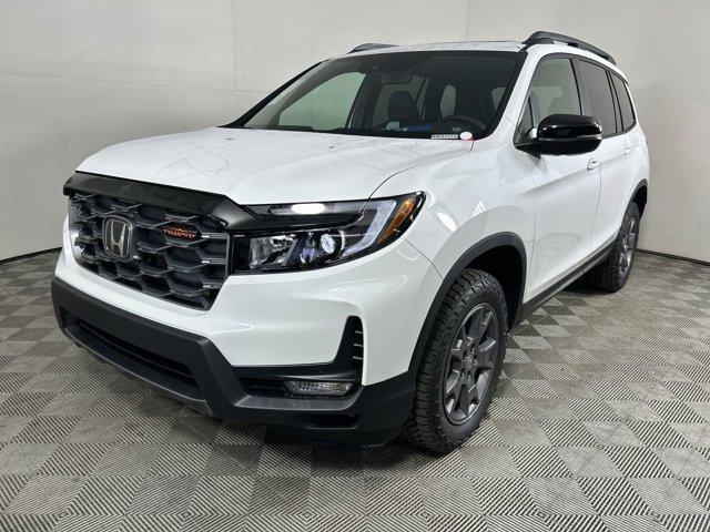 new 2024 Honda Passport car, priced at $43,594