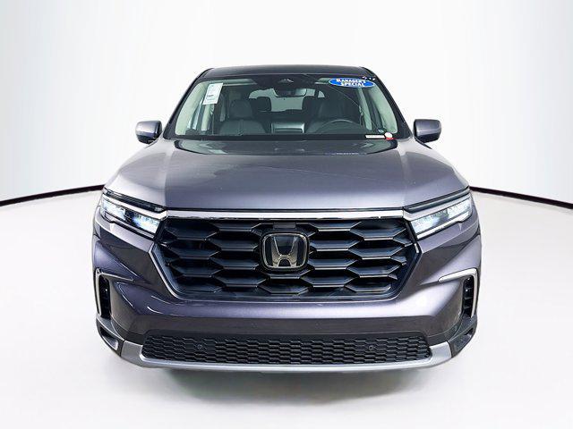new 2025 Honda Pilot car, priced at $46,735