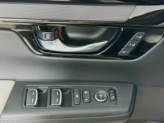 used 2024 Honda CR-V car, priced at $32,492