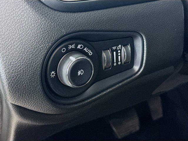 used 2021 Jeep Renegade car, priced at $18,611