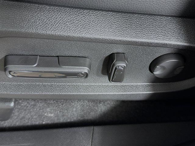 new 2025 Honda Pilot car, priced at $49,004