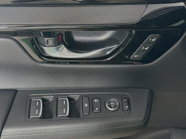 new 2026 Honda CR-V Hybrid car, priced at $43,645