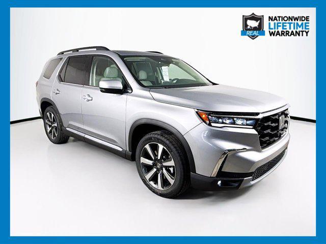 new 2025 Honda Pilot car, priced at $45,622