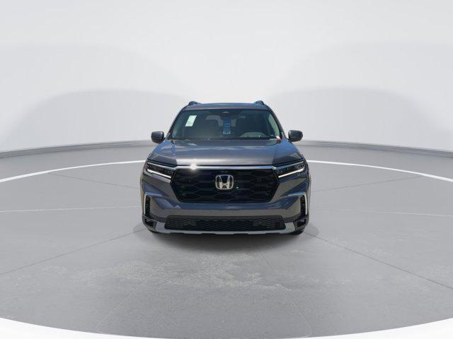 new 2025 Honda Pilot car, priced at $57,125