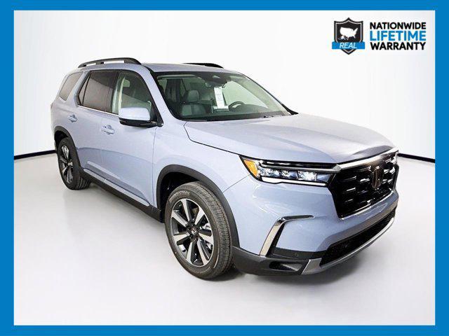 new 2025 Honda Pilot car, priced at $48,002