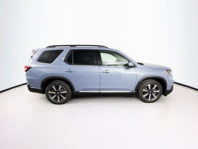 new 2025 Honda Pilot car, priced at $48,002