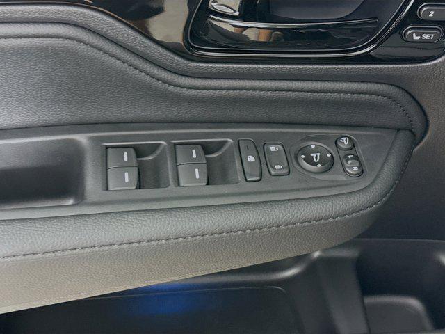 new 2025 Honda Odyssey car, priced at $52,630