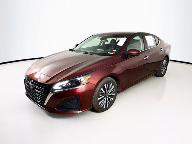 used 2023 Nissan Altima car, priced at $19,530