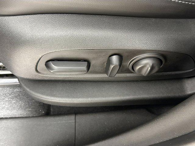 used 2021 Chevrolet Equinox car, priced at $19,671