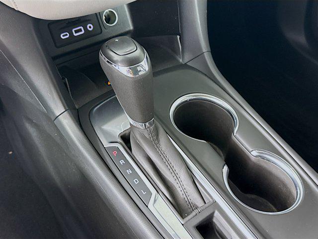 used 2021 Chevrolet Equinox car, priced at $19,671