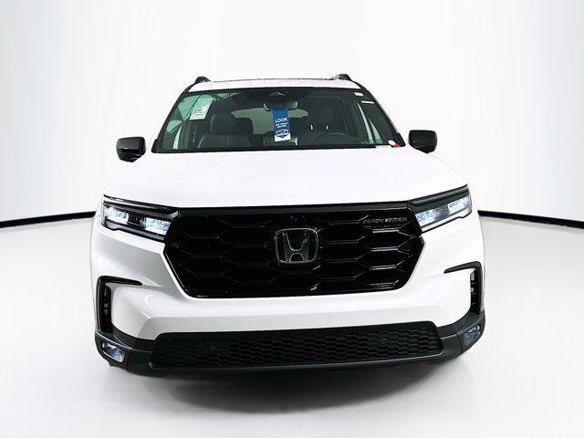 new 2025 Honda Pilot car, priced at $56,430