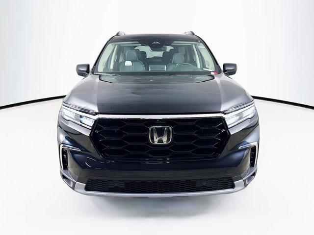 new 2025 Honda Pilot car, priced at $50,544