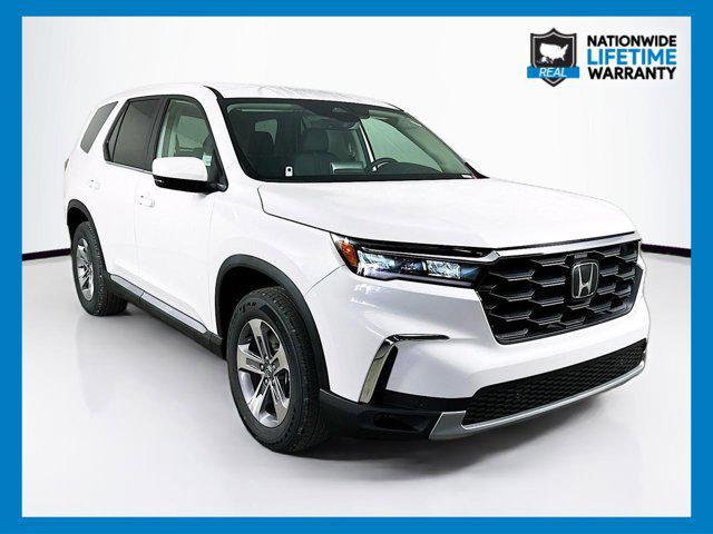 new 2025 Honda Pilot car, priced at $45,087